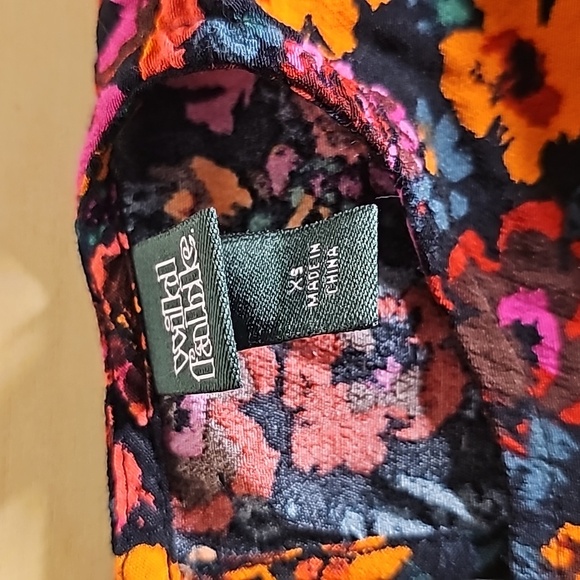 Womens Wild Fable Floral Print 100% Rayon Cropped Long Sleeve Blouse XS - Picture 2 of 4